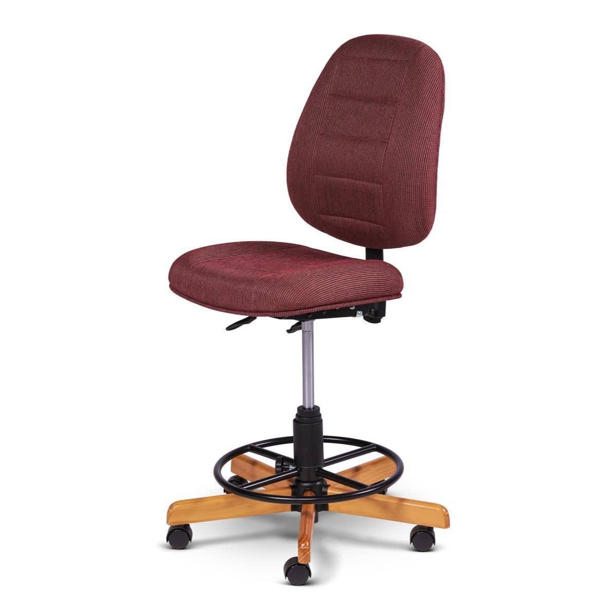 Koala_SewComfortChair_WineOak