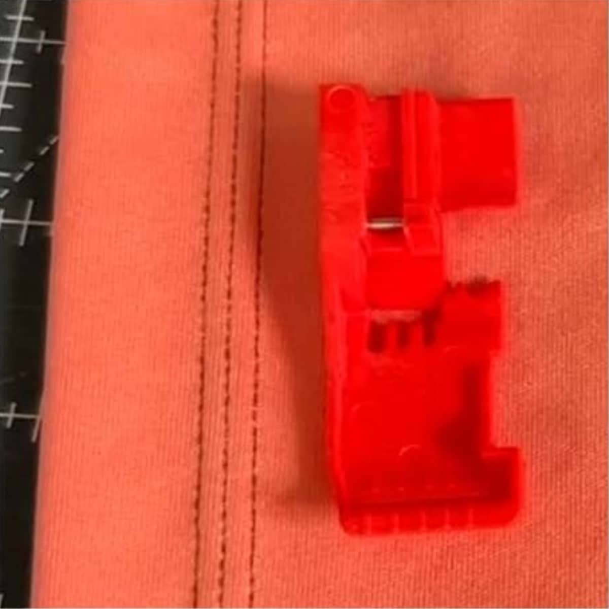 Ultra T Serger Foot